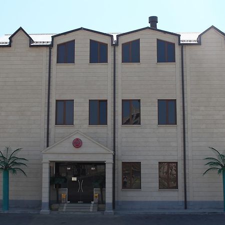 Sochi Plaza Hotel Yerevan Exterior foto